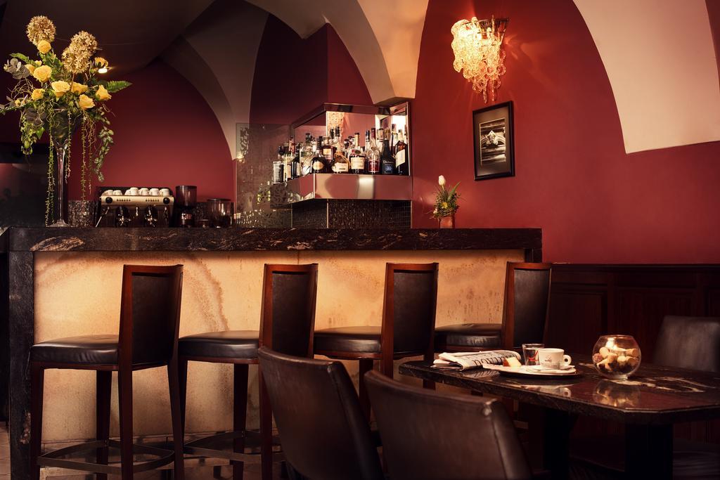 Hotel Ambassador Kösice Dış mekan fotoğraf