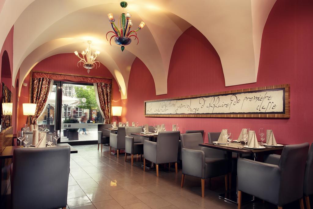 Hotel Ambassador Kösice Dış mekan fotoğraf