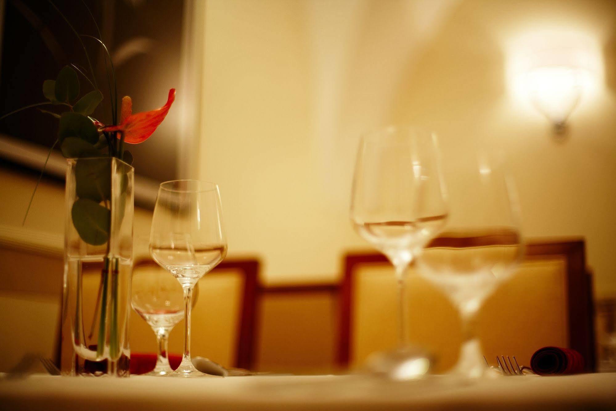 Hotel Ambassador Kösice Dış mekan fotoğraf