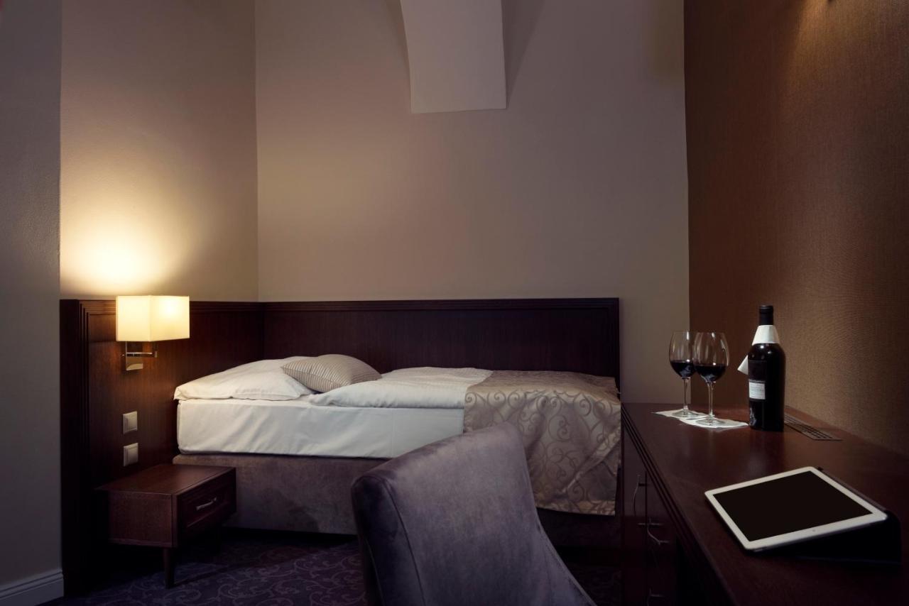 Hotel Ambassador Kösice Dış mekan fotoğraf
